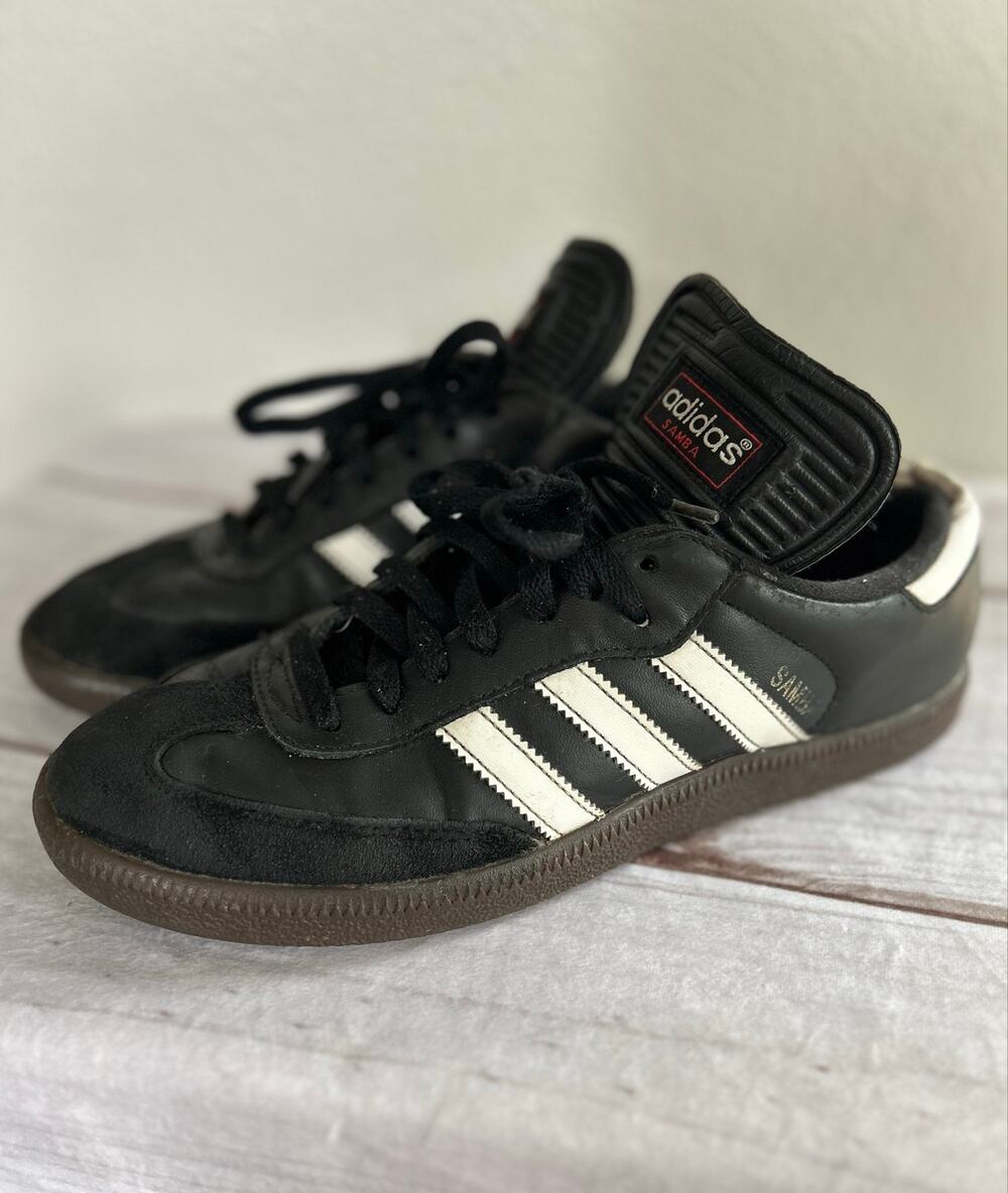 Adidas Samba Classic Black White Gum Leather Sneakers Men’s 7.5 Women’s 9
